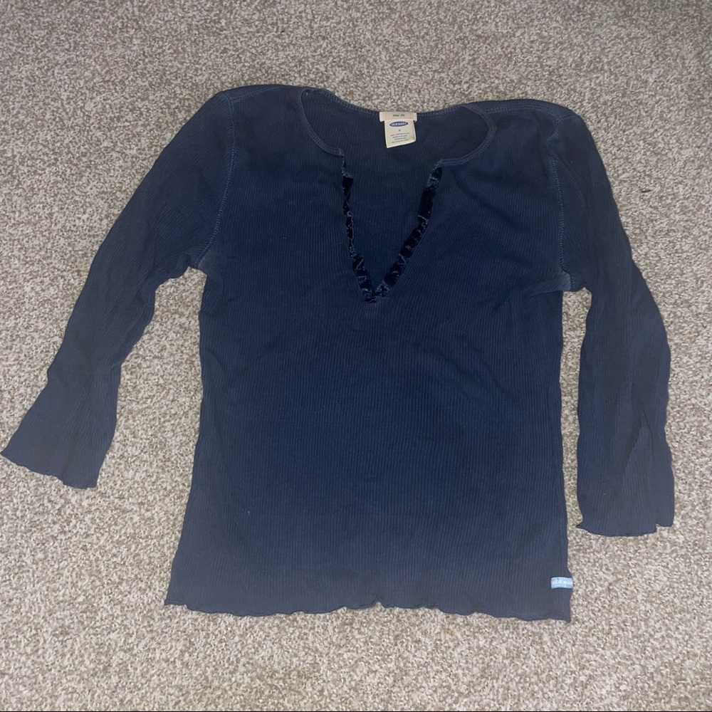 Blue v-neck 3/4 sleeve top
